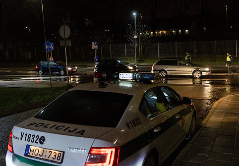 Naktinis kelių policijos reidas