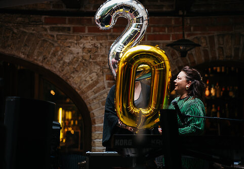 Legendinis sostinės baras audringai atšventė 20-metį