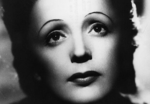  Edith Piaf