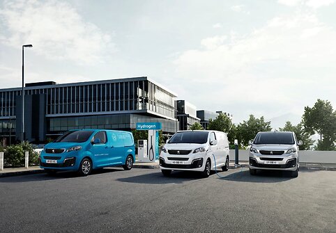 Vandeniliu varomas &bdquo;Peugeot e-Expert Hydrogen&ldquo;
