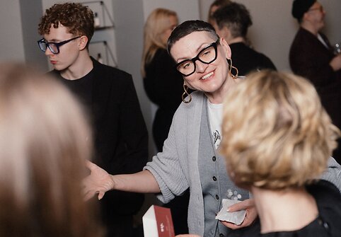 Aistis Mickevičius atidarė olfaktorinio ir vizualaus meno galeriją