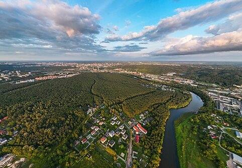 Didžiausiame Bukčių mi&scaron;ko parke Vilniuje pasivaik&scaron;čioti kviečia trys nauji mar&scaron;rutai