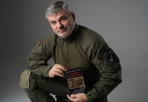 Buvęs specialiųjų pajėgų karys, „Team1Fist“ vadovas: lyderystės principai tie patys ir karo lauke, ir biure.