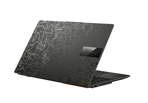 ASUS pristato i&scaron;skirtinę &bdquo;VivoBook S 15 OLED BAPE&ldquo; gatvės drabužių liniją, sukurtą novatori&scaron;kai bendradarbiaujant su &bdquo;A BATHING APE&ldquo;