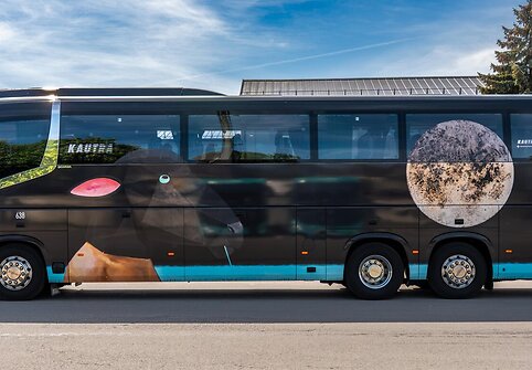 &bdquo;Kautra&ldquo; veža meną i&scaron; rėmų: projektas &bdquo;Galerija ant ratų&ldquo;