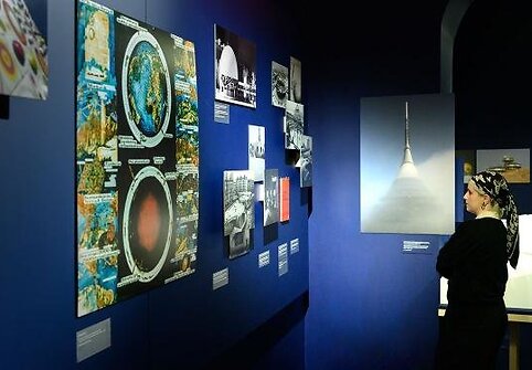 Socmodernizmo architektūra, romantinė tapyba, Jogailaičių epocha, ukrainiečių dailininkų darbai ir kitos teminės Lenkijos muziejų parodos