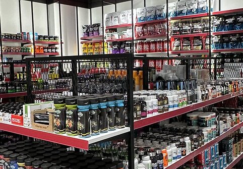 „Vilnius Outlet“ įsikuriantis „Maistas sportui“ atidaro didžiausią maisto papildų parduotuvę Lietuvoje: „Analogų nematėme visame Baltijos regione“