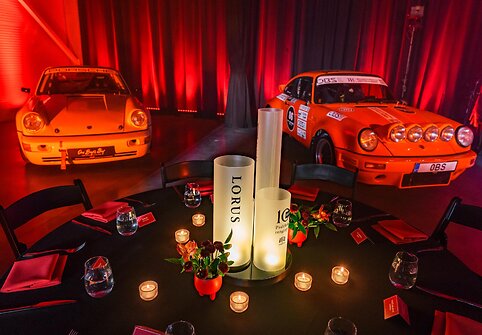 Įspūdingoje erdvėje &bdquo;Porsche&ldquo; automobilių apsuptyje &ndash; įmonių grupės &bdquo;Lorus&ldquo; &scaron;ventė