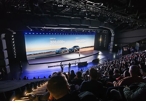 Po intensyvaus kūrybinio laikotarpio S. Vaitulionis įkvėpimo sėmėsi technologijų renginyje Miunchene