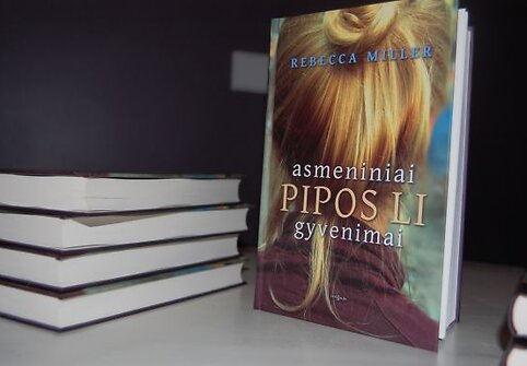 Knyga &bdquo;Asmeniniai Pipos Li gyvenimai&ldquo;