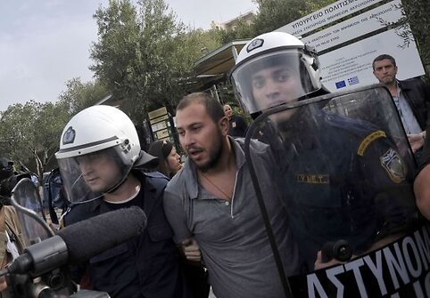 Protestas prie Akropolio Atėnuose