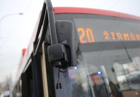 Vilniuje troleibusas sužalojo jaunuolį.