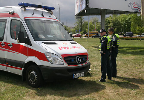 Policija ir greitoji pagalba
