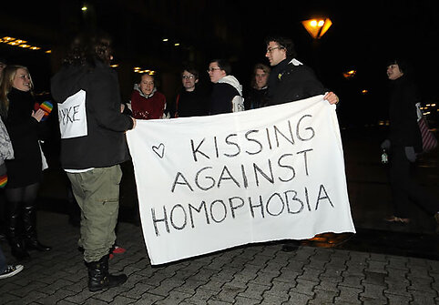 Studentų „Bučiniai kovai su homofobija“