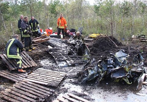Lietuvos karinių oro pajėgų orlaivio L-39 ZA „Albatross“ nuolaužų iškėlimo darbai.