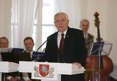 Prezidentas Valdas Adamkus