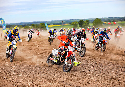 „Cross Country“ motociklų ir keturračių varžybos Kalvarijoje