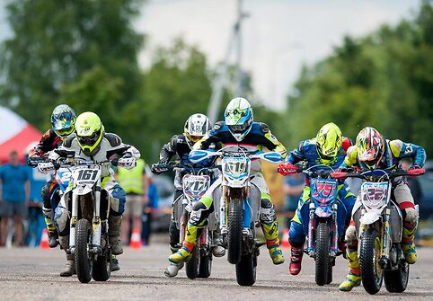 &bdquo;Supermoto&ldquo; lenktynės