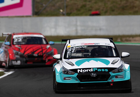 Jonas Karklys debiutavo &bdquo;ADAC TCR Germany&ldquo; 