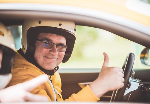 Žilvinas Pekarskas ir Giedrius Žiura nugalėjo  Press Rally 5000+ žurnalistų įskaitoje vairuodami Jaguar F-Type