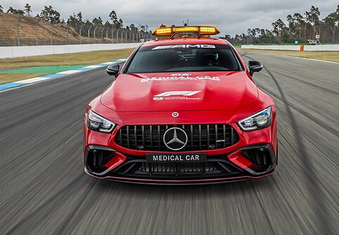 Formulės 1 saugos ir medikų automobiliai Mercedes-AMG GT Black Series ir Mercedes-AMG GT 63 S 4MATIC+
