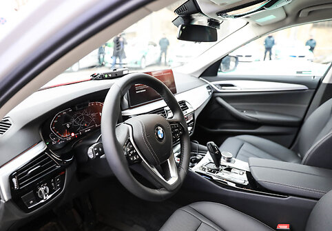 Lietuvos policija įsigijo 12 naujų BMW 530d xDrive automobilių