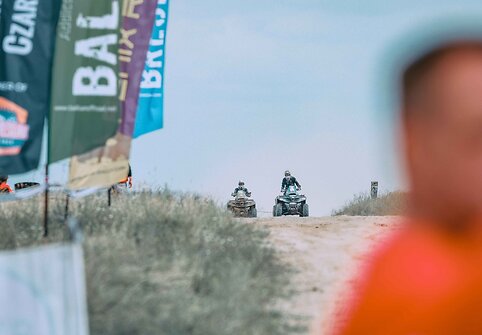 CFMoto Thunder RT fini&scaron;as Breslau ralyje