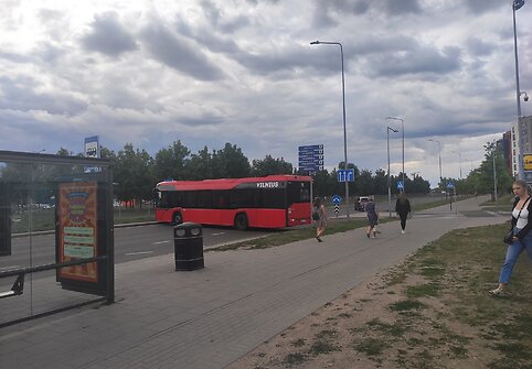 Autobuso manevrai Pilaitės prospekte