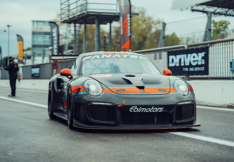 „Porsche GT2RS CS EVO“, kurį vairuoja Aurelijus Rusteika ir Mantas Janavičius