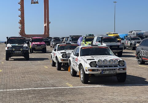 Dakaro automobiliai Janbu (Yanbu) uoste