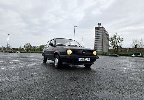 &bdquo;Volkswagen Golf&ldquo; 50-mečio proga &ndash; įspūdinga 3000 km kelionė į Vokietiją ir atgal istoriniu automobiliu