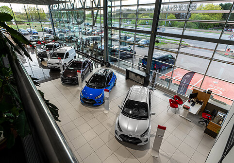 Atnaujintas „Toyota“ salonas Kaune „Autotoja“
