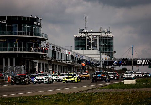 Kasparas Vingilis Niurburgringe iškovojo pergalę