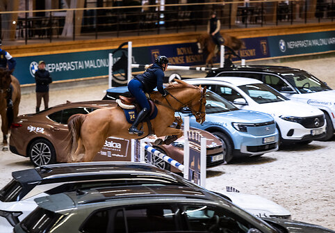 &bdquo;Metų automobilis 2025 m.&ldquo; konkurso dalyviai arklio jėgas skaičiavo &bdquo;Royal horse resort&ldquo;