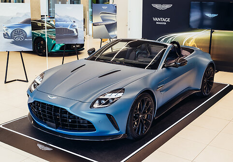 Aston Martin Vantage Roadster pristatymas Vilniuje