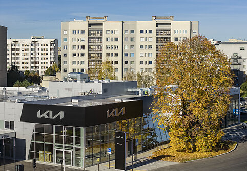 &bdquo;Kia&ldquo; ir &bdquo;&Scaron;koda&ldquo; automobilių namai Vilniuje
