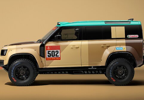 Pristatytas Roko Baciuškos Dakaro automobilis – „Defender Dakar D7X-R“
