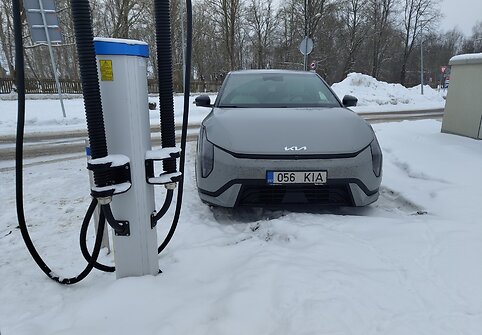 Dariaus Grinbergo kelionė KIA EV4