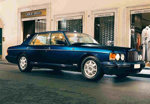 1996 metų &bdquo;Bentley Brooklands&ldquo; priklausė Giorgio Armani 