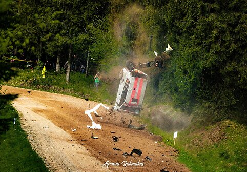Lenkijos ekipažo avarija Rally Auk&scaron;taitija