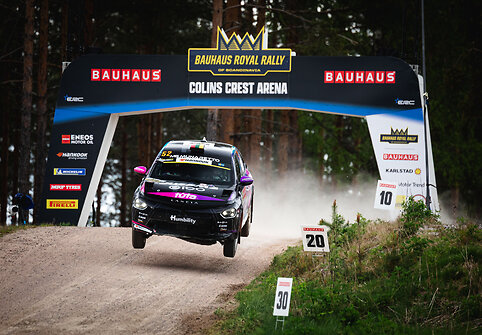 Linksmieji Marko Buteikio ir Tito Čapkausko kalneliai „Junior ERC“ etape Švedijoje