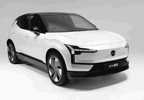 „EX30 Cargo“ elektrinis furgonas