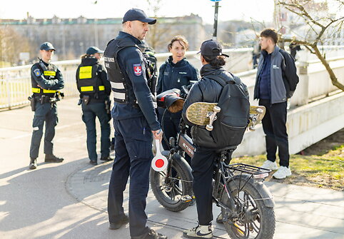Vilniuje surengtas mikrojudumo priemonių reidas. Sauliaus Žiūros nuotr.3