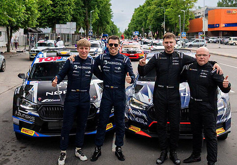 Rally Žemaitija: V.Žala ir U.Vainevičius bei D.Gezevičius ir E.Kvederis