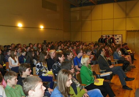 Vilniaus Pilaitės gimnazijoje praūžė gamtos mokslų konferencija