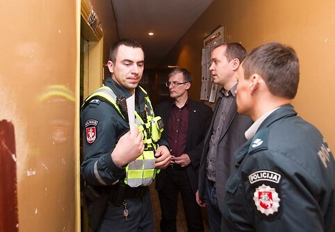 Seimo nariai policijos komisariate