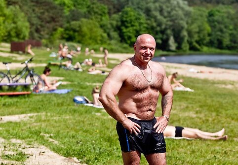 Valakampiuose poilsiauja &scaron;eimos ir vyresnio amžiaus vilniečiai.