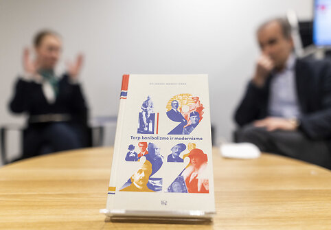 Rolando Maskoliūno knygos &bdquo;1922: tarp modernizmo ir kanibalizmo&ldquo;