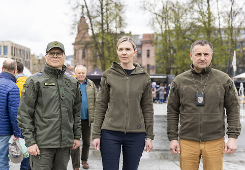 Agnė Bilotaitė, Rustamas Liubajevas ir  Renatas Požėla papasakojo kaip tarnybos pasiruo&scaron;ė užtikrinti saugumą ir rimtį gegužės 9 dieną