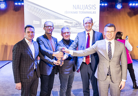 Vilniaus oro uosto naujojo i&scaron;vykimo terminalo statybos pradžios pristatymas
